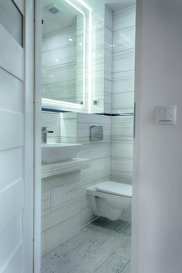 Apartament Sto Metrow Od Morza ชวีโนวิชแจ ภายนอก รูปภาพ